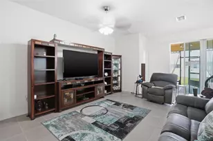 13635 Hunting Creek Pl, Spring Hill, FL 34609 - Photo 12