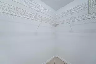 5196 Beach Dr SE, Saint Petersburg, FL 33705 - Photo 18