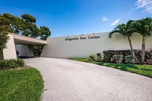 5925 Terrace Park Dr N, Saint Petersburg, FL 33709 - Photo 28