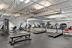 5925 Terrace Park Dr N, Saint Petersburg, FL 33709 - Photo 22