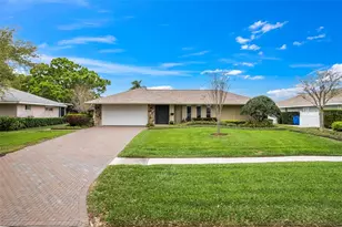 511 Riviera Bay Dr NE, Saint Petersburg, FL 33702 - Photo 46