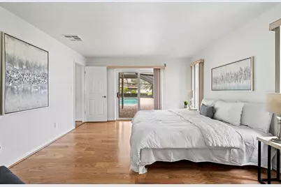 511 Riviera Bay Drive NE, Saint Petersburg, FL 33702 - Photo 20