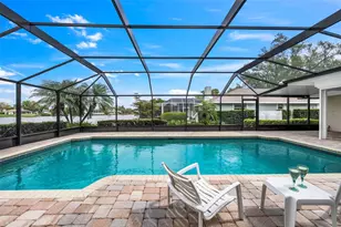 511 Riviera Bay Dr NE, Saint Petersburg, FL 33702 - Photo 1