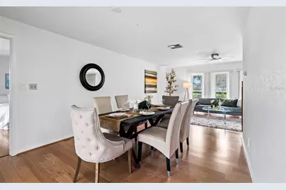 511 Riviera Bay Drive NE, Saint Petersburg, FL 33702 - Photo 4