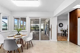 511 Riviera Bay Dr NE, Saint Petersburg, FL 33702 - Photo 16