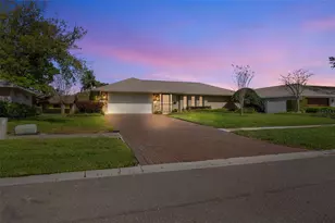 511 Riviera Bay Dr NE, Saint Petersburg, FL 33702 - Photo 62