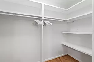 511 Riviera Bay Dr NE, Saint Petersburg, FL 33702 - Photo 22