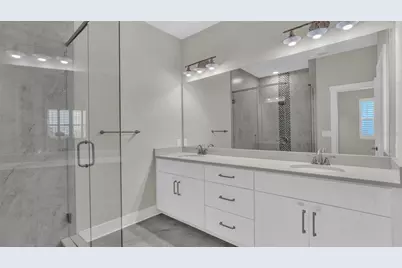 1237 Savona Drive NE, Saint Petersburg, FL 33702 - Photo 18