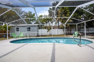 711 Bayshore Dr, Tarpon Springs, FL 34689 - Photo 6