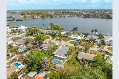 711 Bayshore Drive, Tarpon Springs, FL 34689 - Photo 1