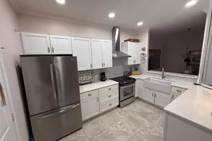 3164 Brooker Creek Way, Palm Harbor, FL 34685 - Photo 2