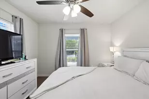 1827 48th St S, Saint Petersburg, FL 33711 - Photo 16