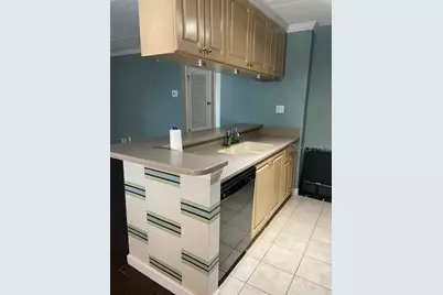 108 Alameda Court #334, Tampa, FL 33609 - Photo 2