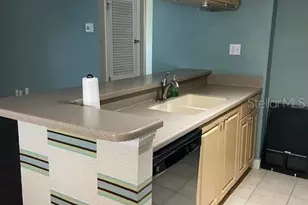 108 Alameda Ct, Tampa, FL 33609 - Photo 2