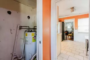 765 60th Ave NE, Saint Petersburg, FL 33703 - Photo 16