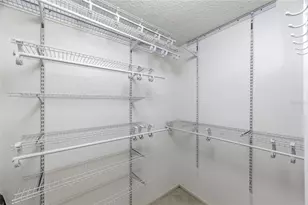 526 St Tropez Cir NE, Saint Petersburg, FL 33703 - Photo 24