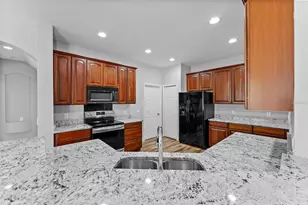 1625 Grand Heritage Blvd, Valrico, FL 33594 - Photo 8