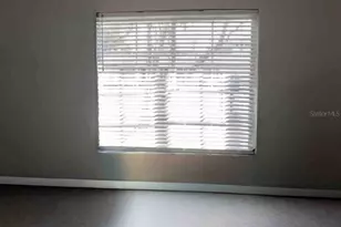 706 S Pearl Circle, Brandon, FL 33510 - Photo 10