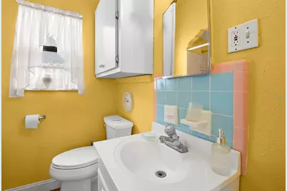 2339 W Walnut Street, Tampa, FL 33607 - Photo 22