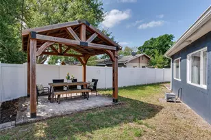 6688 30th Ave N, Saint Petersburg, FL 33710 - Photo 8