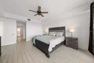 125 Island Way, Clearwater Beach, FL 33767 - Photo 16