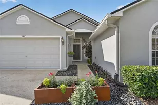 1407 Bloomingdale Trails Boulevard, Brandon, FL 33511 - Photo 4