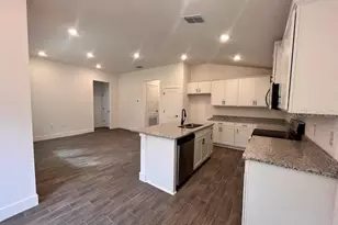 13000 Kent Bradley St, Dade City, FL 33525 - Photo 4