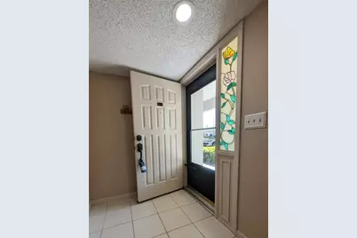 1601 43rd Street N #129, Saint Petersburg, FL 33713 - Photo 4