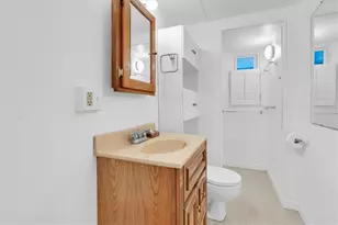 7801 34th Ave N, Saint Petersburg, FL 33710 - Photo 18