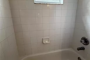 856 Rocky Mountain Ct, Valrico, FL 33594 - Photo 18