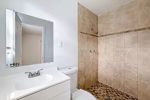 15525 Bedford Cir E, Clearwater, FL 33764 - Photo 30