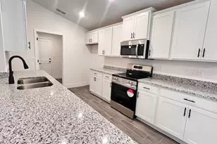 13008 Kent Bradley St, Dade City, FL 33525 - Photo 12