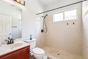 18028 Malakai Isle Dr, Tampa, FL 33647 - Photo 40