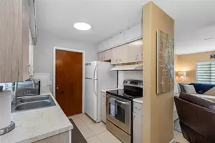 10911 Freedom Blvd, Seminole, FL 33772 - Photo 32