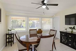 1010 Fordham Dr, Sun City Center, FL 33573 - Photo 6