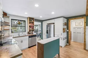 5329 Forest Hills Dr, Holiday, FL 34690 - Photo 8