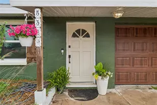 5329 Forest Hills Dr, Holiday, FL 34690 - Photo 4