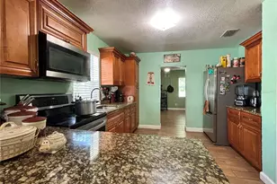 2715 Bel Aire Cir, Tampa, FL 33614 - Photo 30