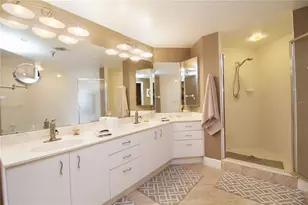 8041 Sailboat Key Blvd S, Saint Pete Beach, FL 33707 - Photo 20