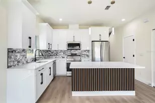 3612 Temple St, Tampa, FL 33619 - Photo 10