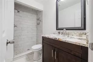 14011 Notreville Way, Tampa, FL 33624 - Photo 24