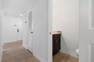 14011 Notreville Way, Tampa, FL 33624 - Photo 12