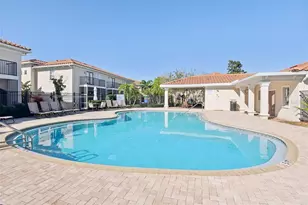 300 Valencia Cir, Saint Petersburg, FL 33716 - Photo 50