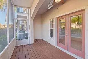 300 Valencia Cir, Saint Petersburg, FL 33716 - Photo 38