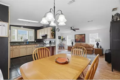 6907 Americana Drive NE #101, Saint Petersburg, FL 33702 - Photo 8