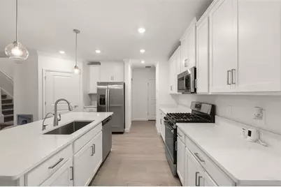 17551 Holly Well Avenue, Wimauma, FL 33598 - Photo 6