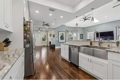 1024 16th Avenue N, Saint Petersburg, FL 33704 - Photo 10
