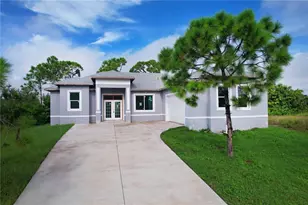 9555 Hallendale Dr, Port Charlotte, FL 33981 - Photo 1