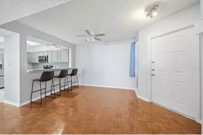 6826 Stones Throw Circle N #11206, Saint Petersburg, FL 33710 - Photo 4