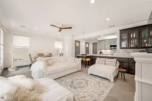 237 7th Ave N, Saint Petersburg, FL 33701 - Photo 10